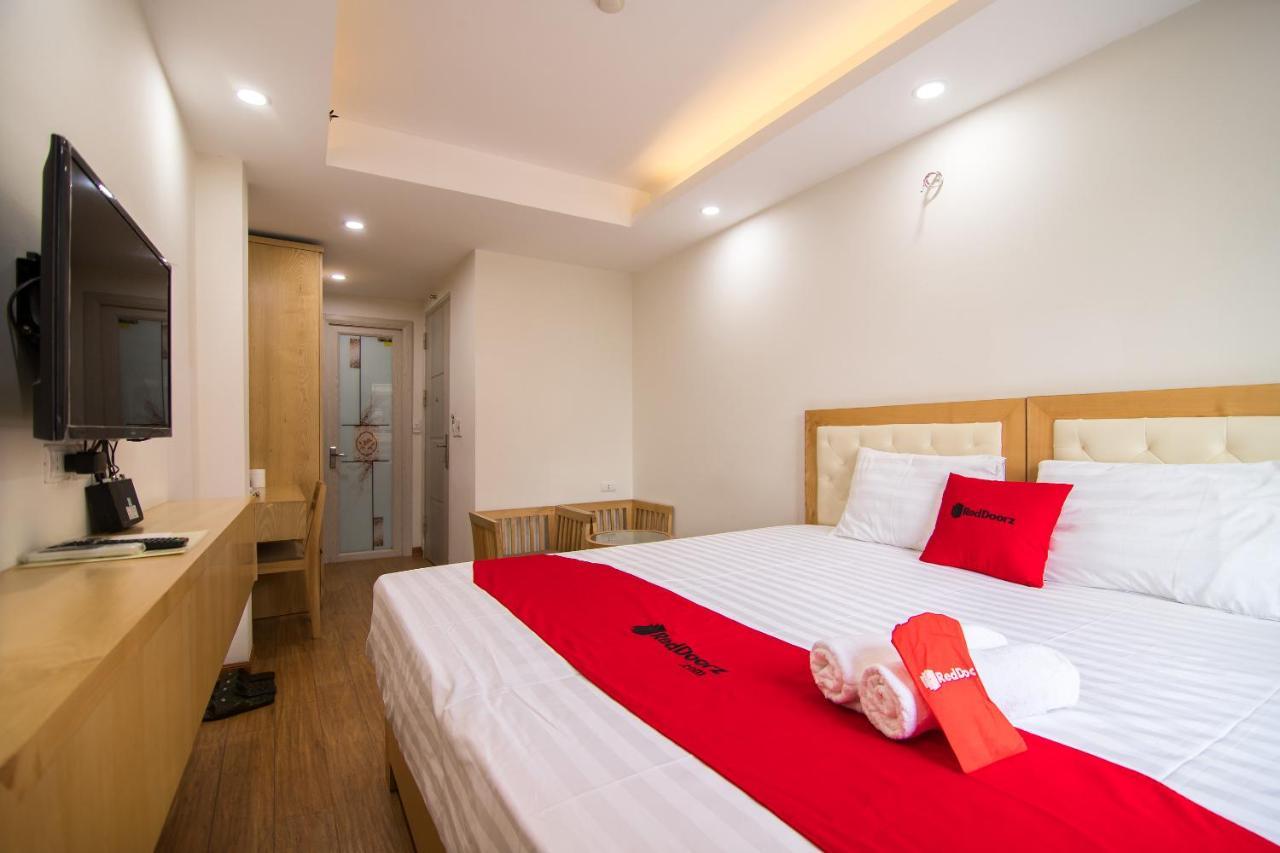 RedDoorz near Big C Thang Long Hanoi Buitenkant foto